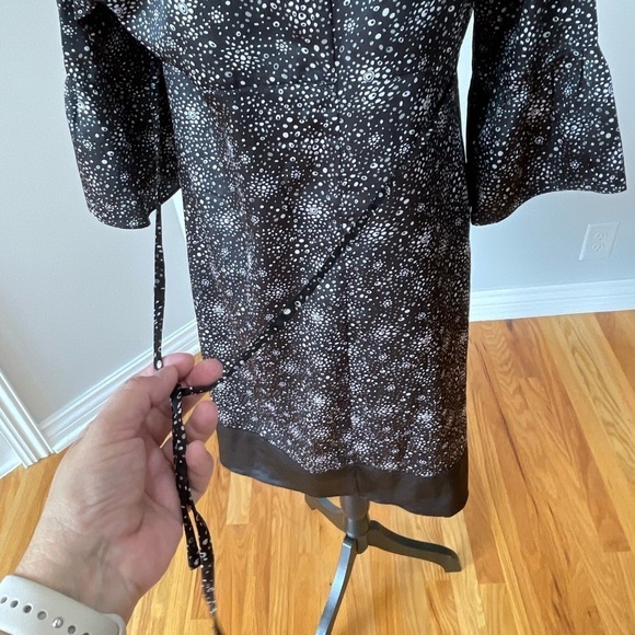 Tomorrow’s Mother maternity dress in a size medium - Picture 10 of 10